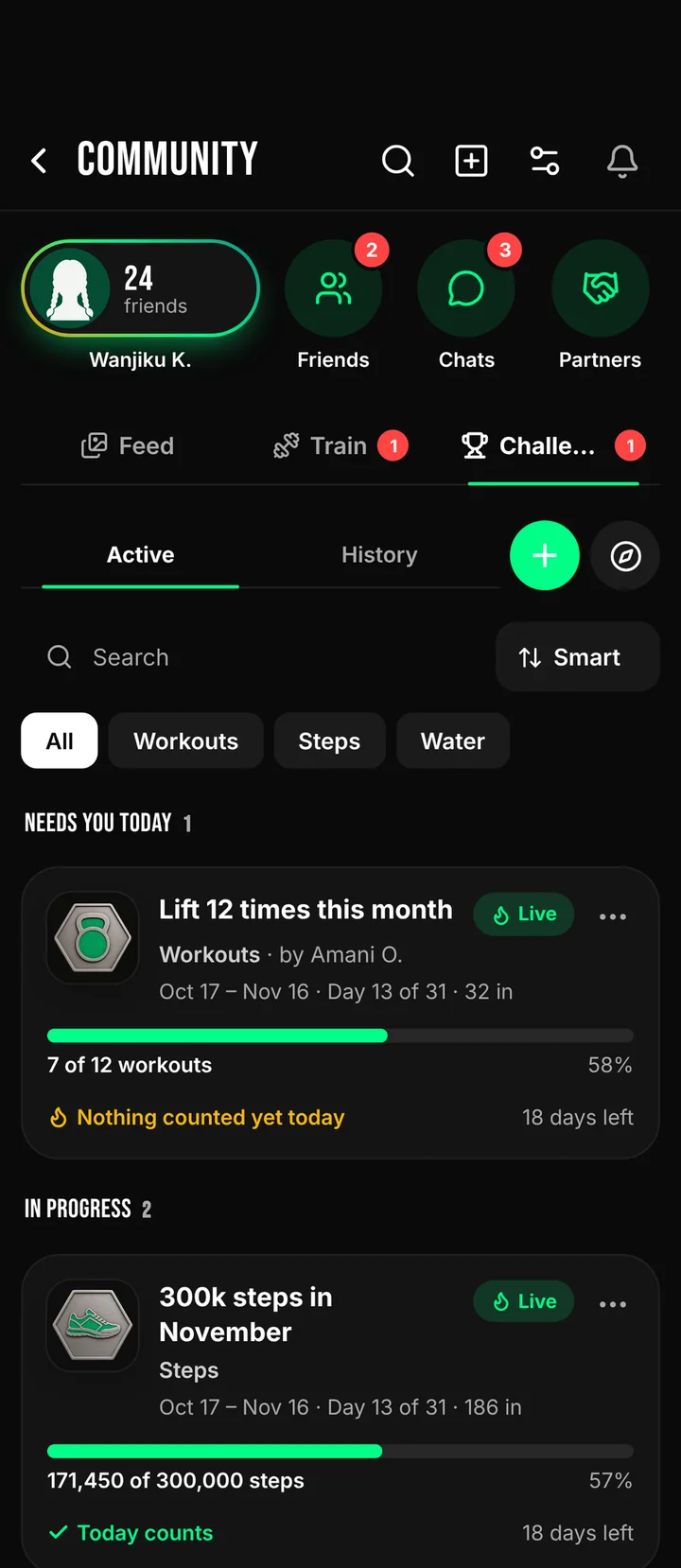 The Community screen in the AtgoraX app: friends, chats and training partners at the top, then a live workout challenge and a steps challenge with progress bars.